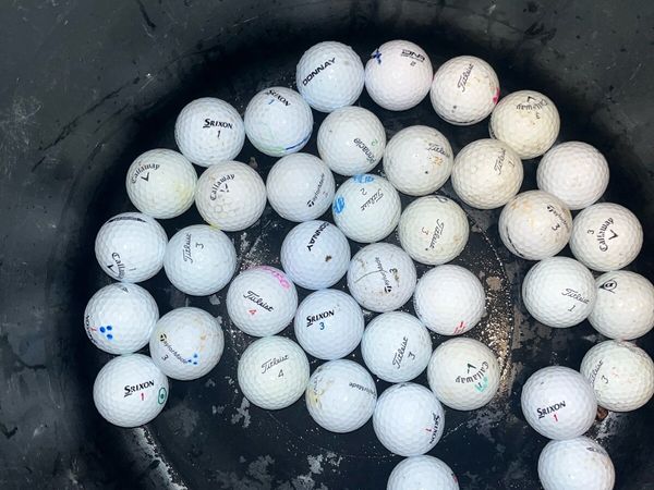 40 used golf balls-premium brands- €20 - Main image