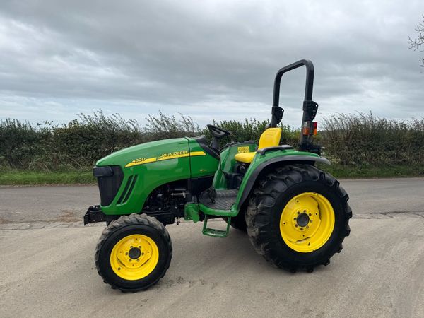 John Deere Compact Tractor - Main image