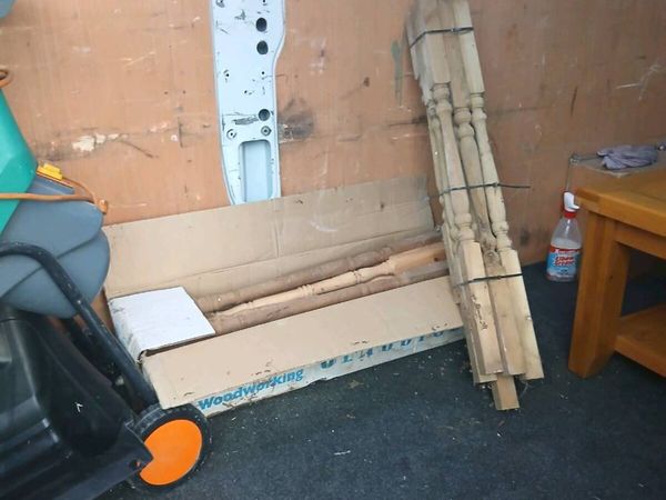 Box of spindles + 9 loose - Main image