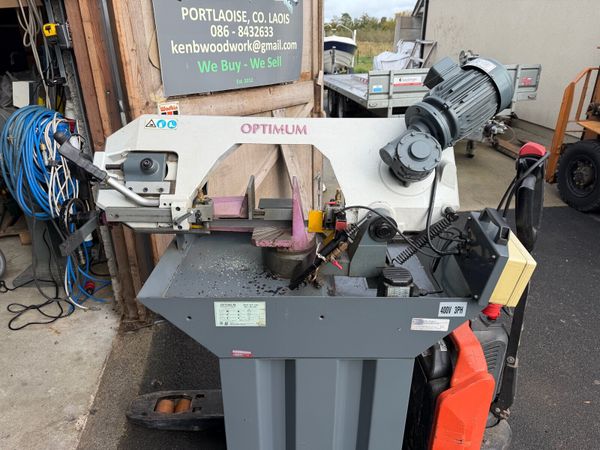 Ex school swivel head bandsaw - Main image