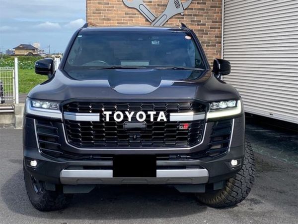 Toyota Landcruiser LC300 Amazon GR Sport 3.3 - Main image