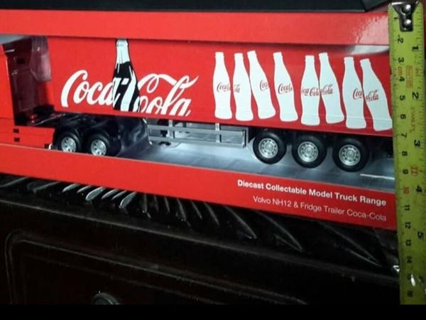 VOLVO COCA COLA CAB TRAILER MODEL - Main image