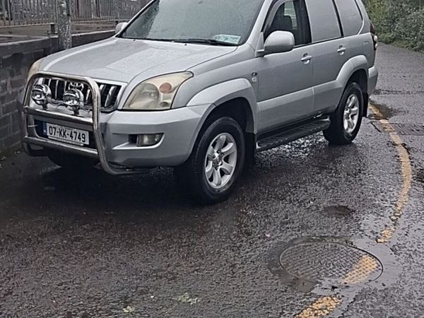 07 Landcruiser - Main image
