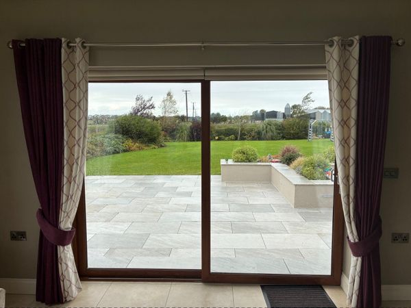 Curtains - Main image