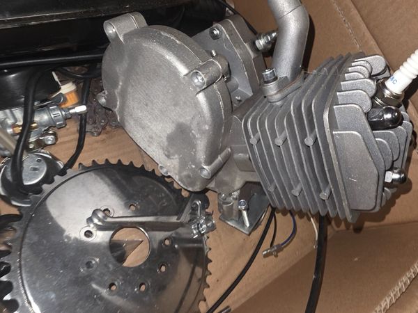 Moterbike engine - Main image