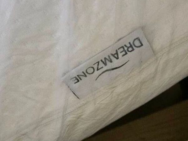 2 brand new single mattresses - Main image