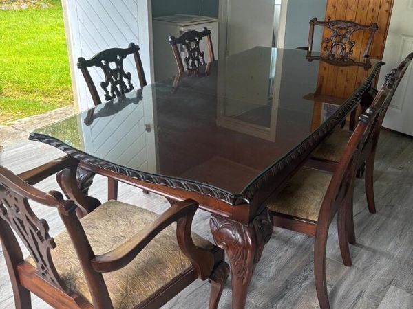 Dining Table and chairs - Main image