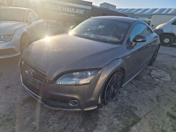 10 AUDI TT  2.0 TDI (CFG) QUATTRO FOR BREAKING - Main image