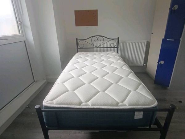 Bed - Main image