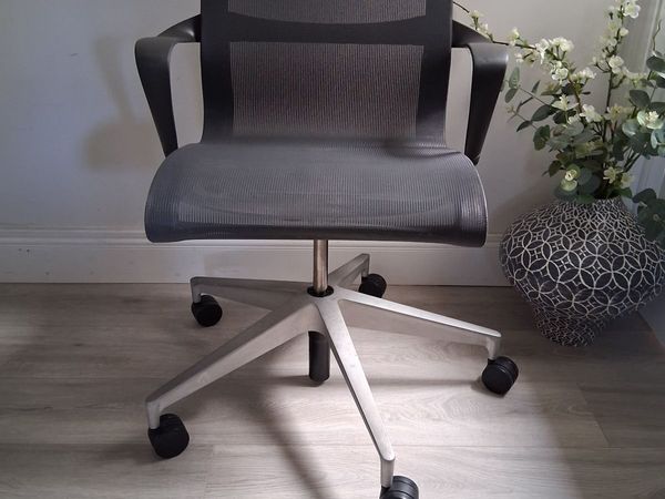Herman Miller Setu Office Chair - Main image