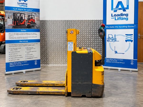 Jungheinrich EJG220 Stacker - Main image