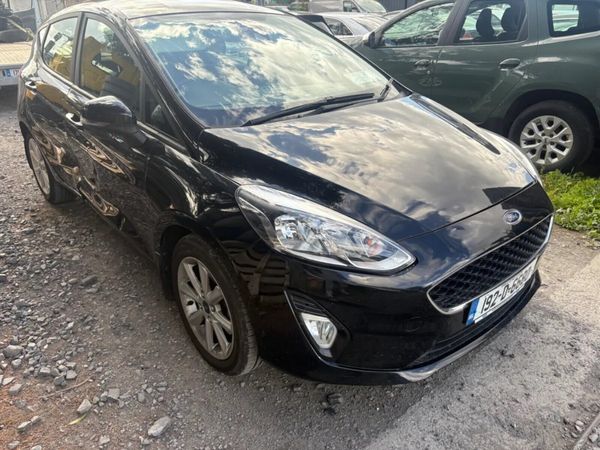 2019 Ford Fiesta drive away - Main image