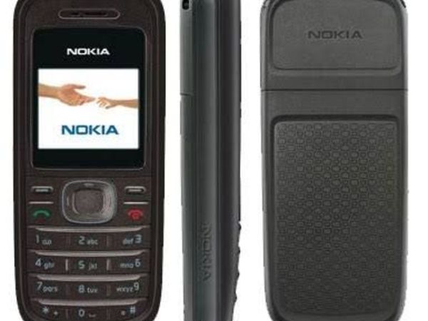 Unlocked Antique Vintage Collectible Nokia Phone - Main image