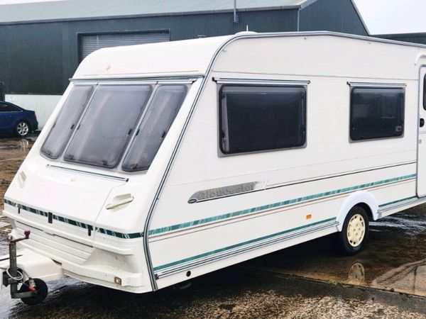 FULL XL 4 BERTH + AWNING +EXTRAS - Main image