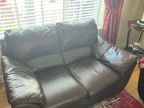 Brown leather furniture suite - Main image
