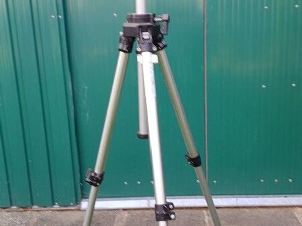 Manfrotto Professional Tripod, Nikon ML3 Transmitter and Receiver - Main image