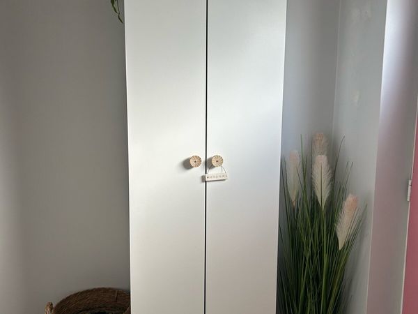 Small wardrobe - Main image
