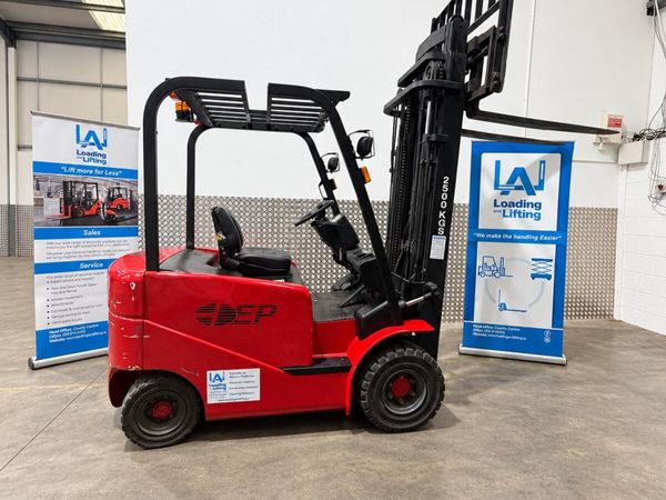 EP Electric Forklift - Main image