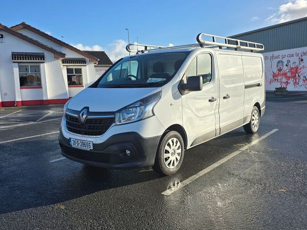 Renault Trafic 2021 - Main image