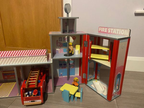 Wooden Fire Station with Accessories - Main image
