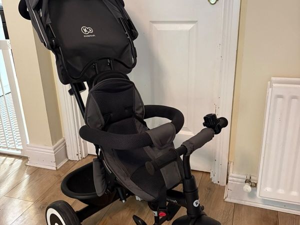 Kinderkraft Aston Grey-Black Three-Wheel Scooter - Main image