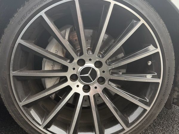 20 inch Alloy wheels with tyres - Main image