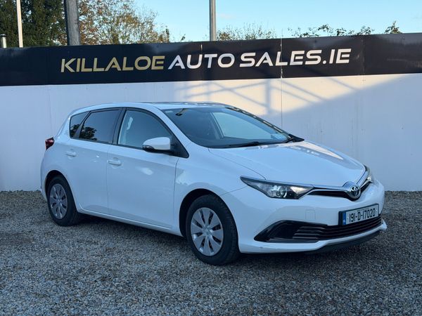 2019 Toyota Auris VAN 1.4D4D (very low KM!) - Main image