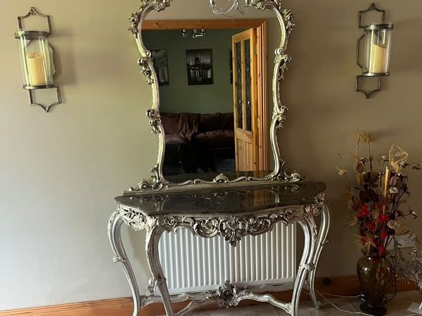Antique style hall table and mirror - Main image