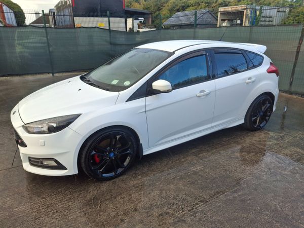 2016 Ford Focus  ST-3  2.0 Diesel  185bhp - Main image