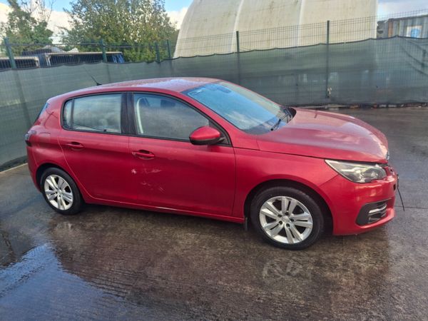 201 Peugeot 308  Active  1.5 Diesel - Main image