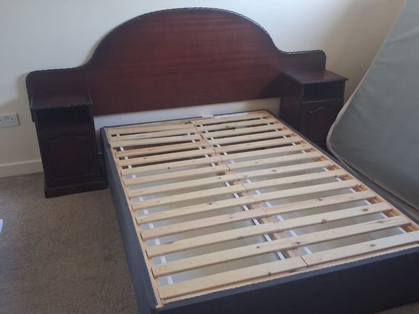 Bed base, headboard and double mattress - Main image