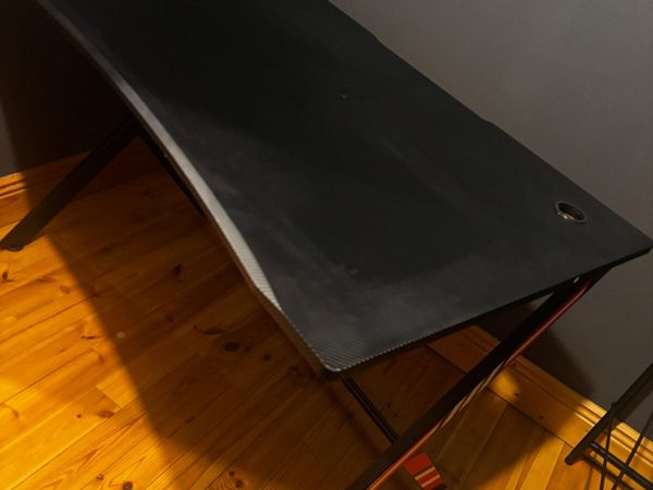 Gaming desk - Main image