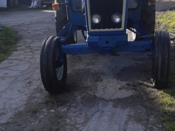 Ford 4600 1983 - Main image