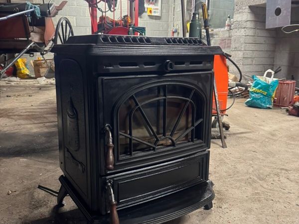Stove (Waterford Stanley Eirin Boiler) - Main image