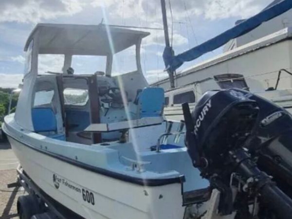 Fast fisher boat - Main image