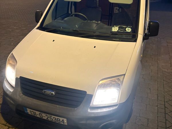 Ford transit connect low mileage - Main image
