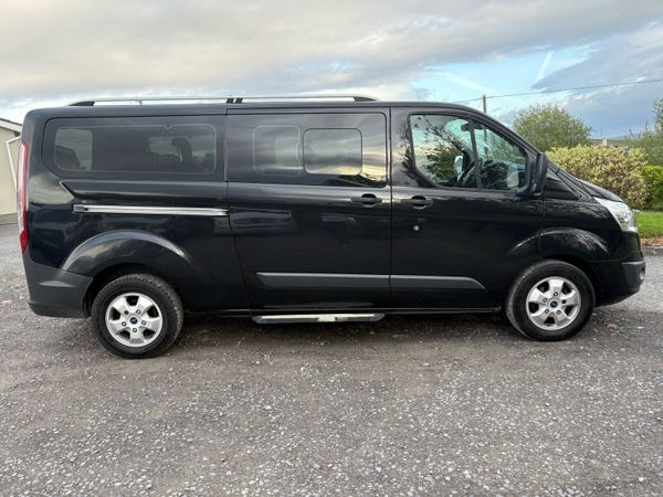 Ford Tourneo - Main image