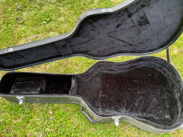 Acoustic Guitar Case - Main image