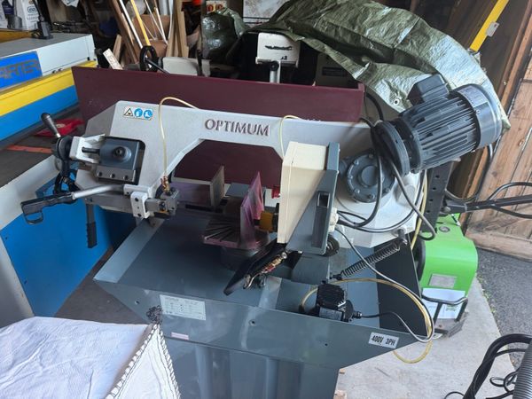Ex school swivel head bandsaw - Main image
