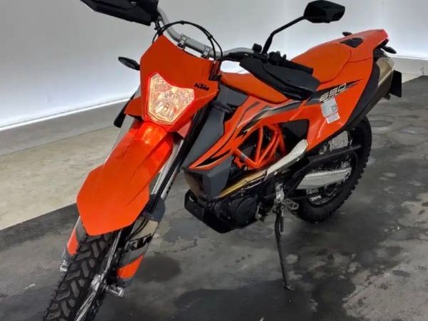 KTM 690 Enduro R 2023 low miles - Main image