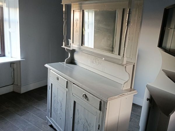 Dresser - Main image