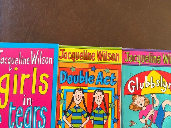 Girl’s books - Main image