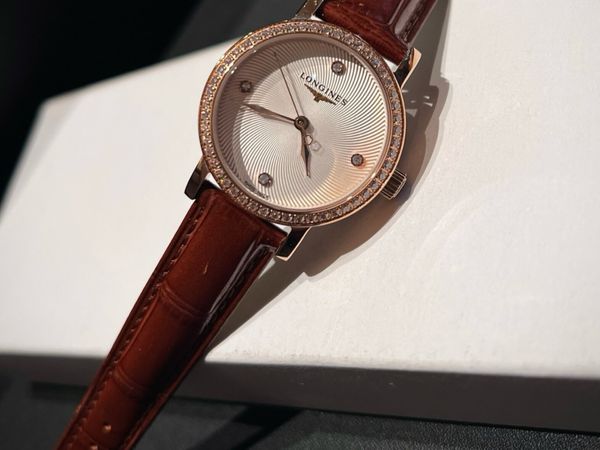 Longines La Grande Classique Ultra-Thin Diamond-Se - Main image