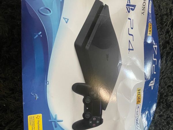 PS4 console (2 controllers) & 6 games for sale - Main image
