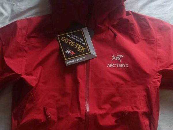 Arc'teryx Gore-Tex Jacket Burgundy - Main image