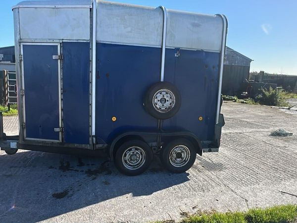 Horse Trailer - Main image