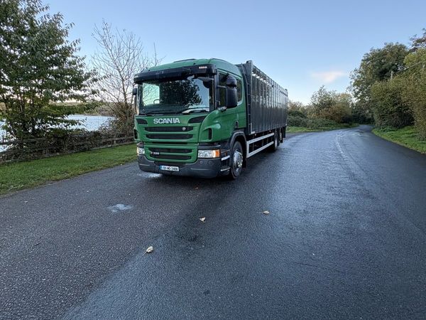 Scania p320 cattle truck - Main image