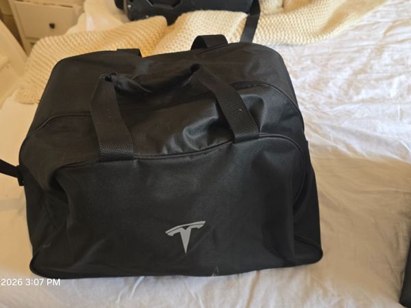Genuine Tesla Model Y Car Cover – Brand New - Main image