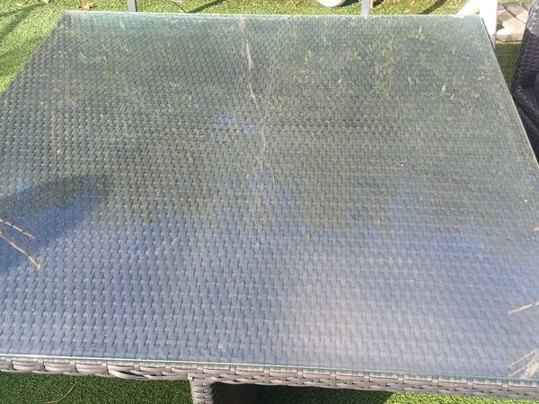 Garden Cube - Table and Chairs - Main image