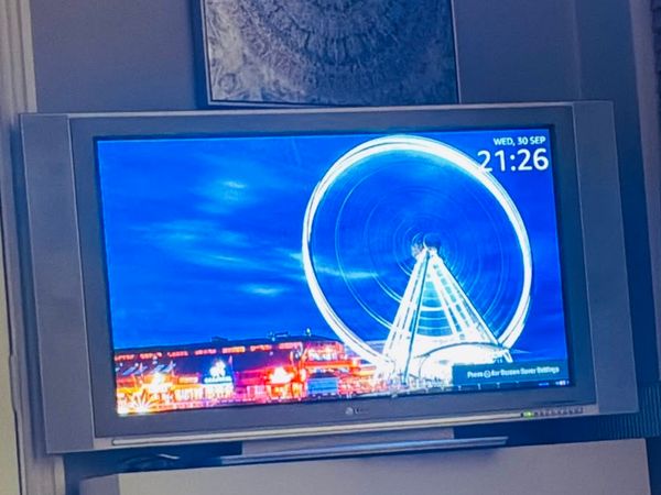 42”  LG TV - Main image